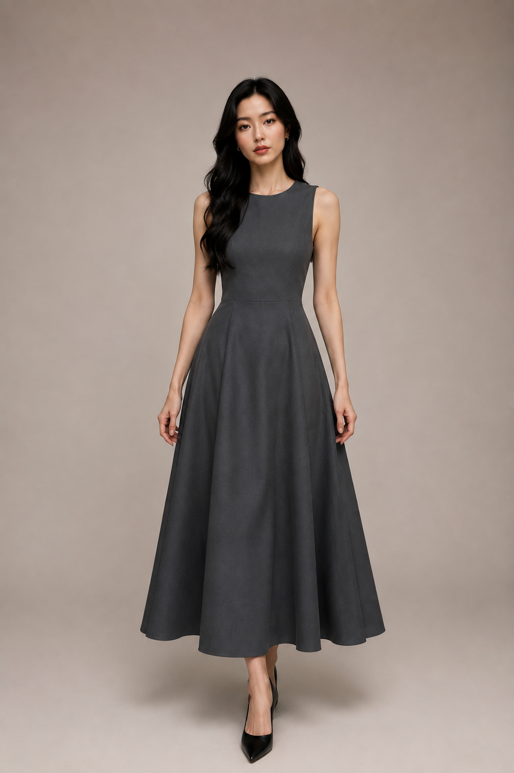 Timeless Elegant Sleeveless Maxi Dress for Every Occasion